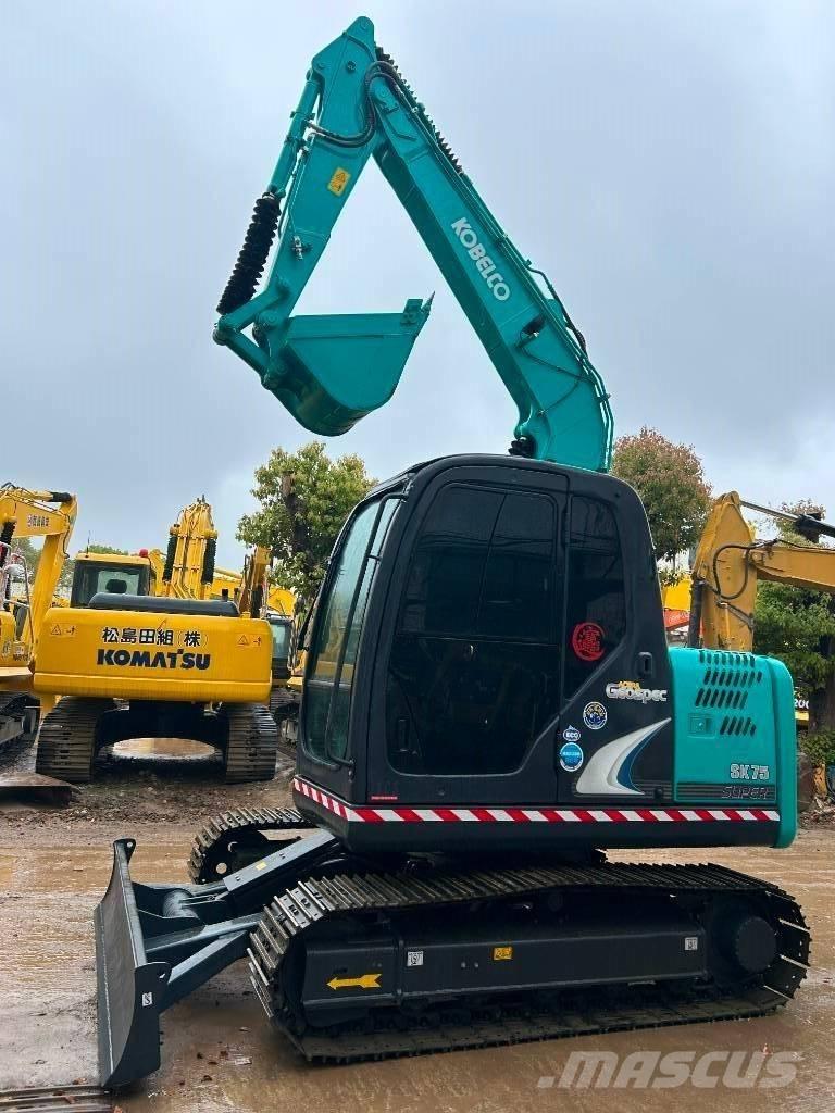 Kobelco SK 75 Miniescavatori