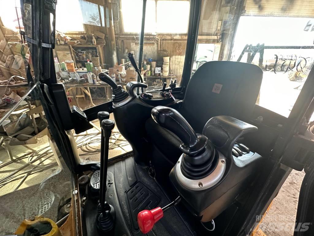 JCB 8018 Miniescavatori