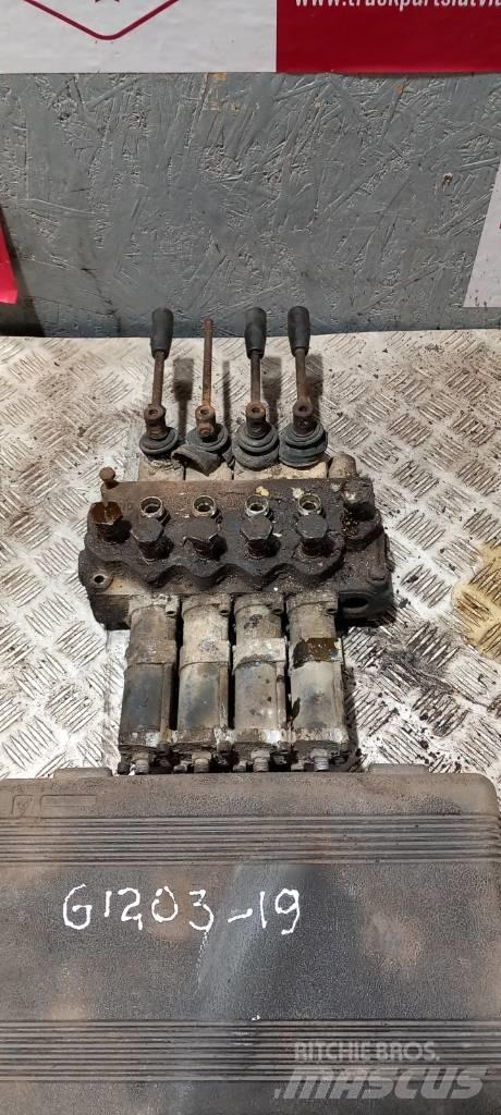 Scania 93 divider Componenti idrauliche