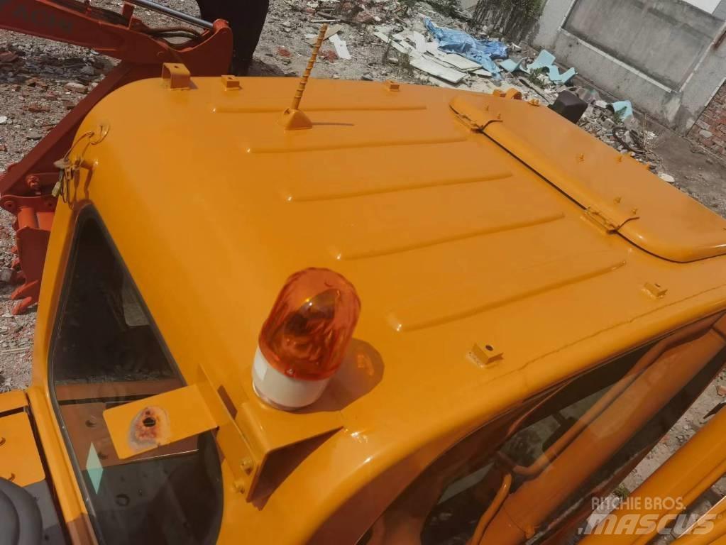 Hyundai R215VS Escavatori cingolati