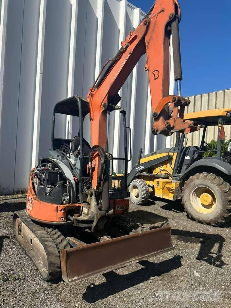 Hitachi ZX 27 U Miniescavatori
