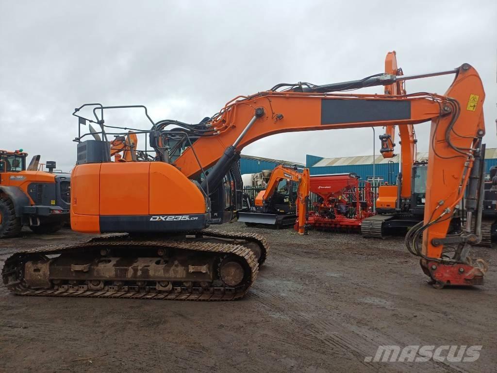 Doosan DX 235 LCR-5 Escavatori cingolati