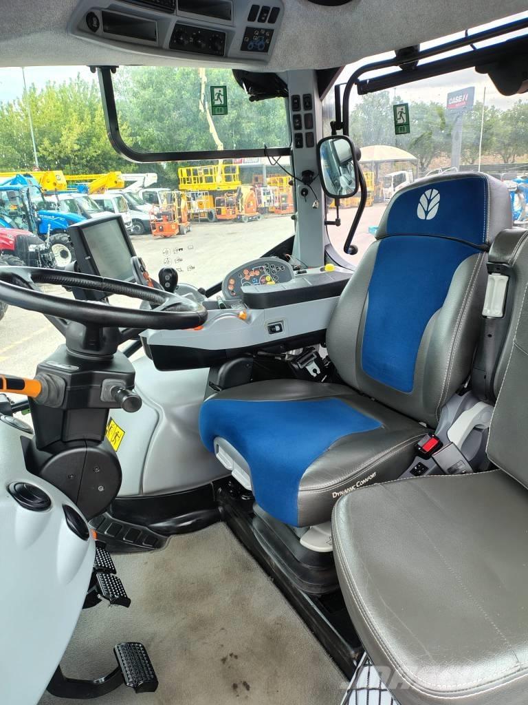 New Holland T 7.245 Trattori