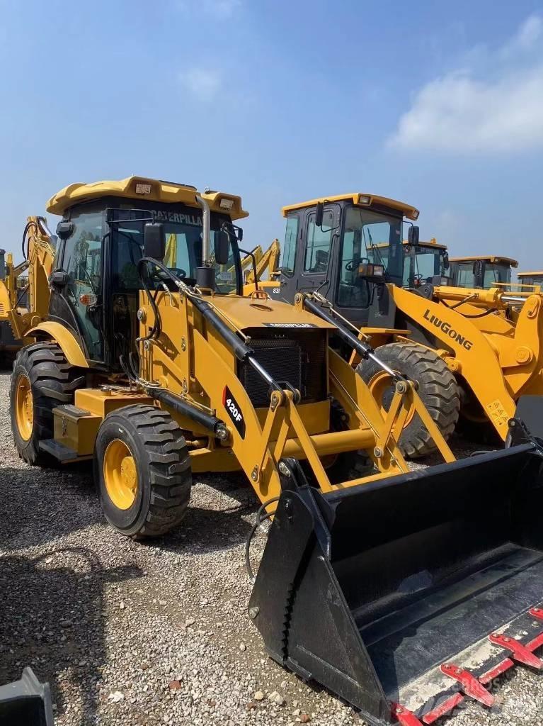 CAT 420F Terne