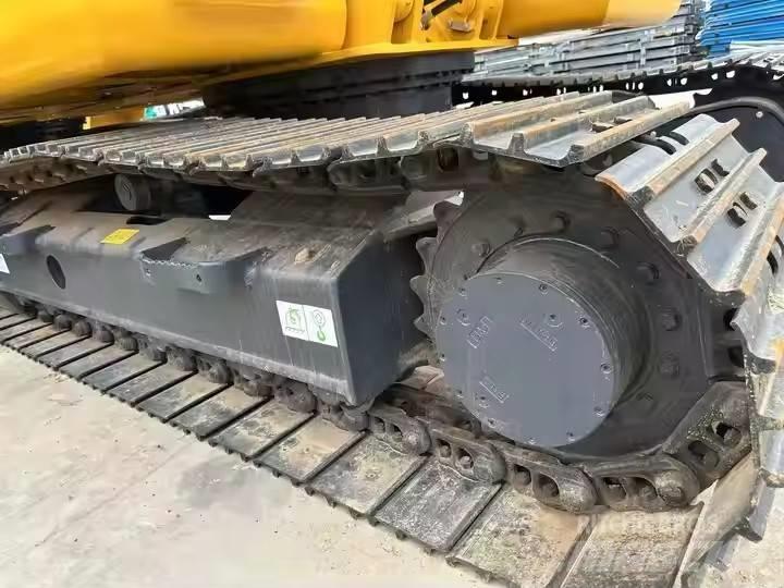 Komatsu PC130 Escavatori cingolati