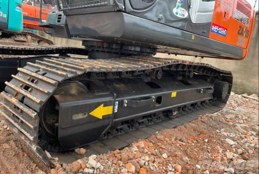 Hitachi 200-3 Escavatori cingolati