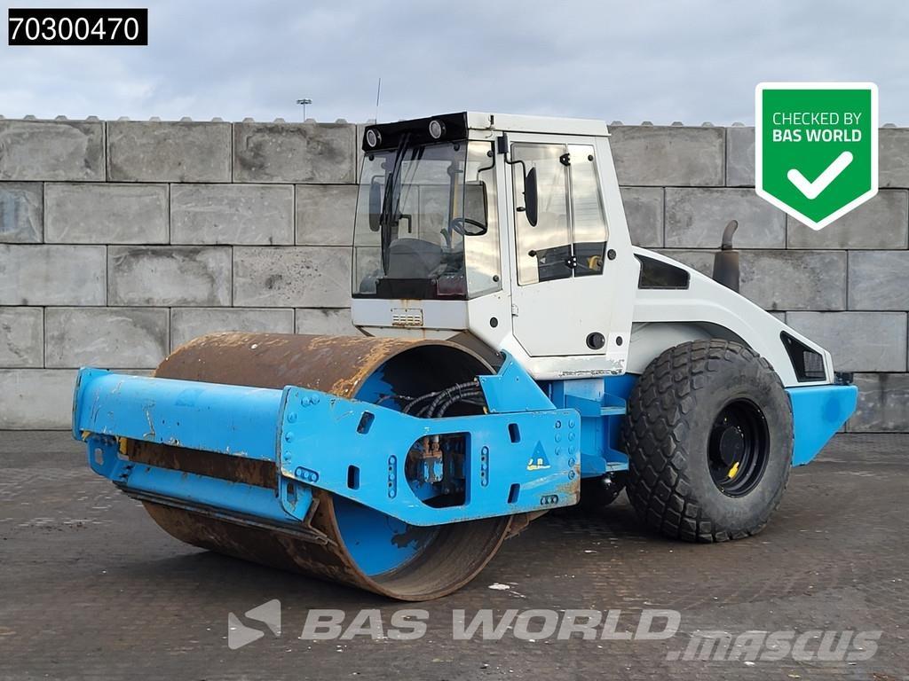 Bomag BW213 D-4 Rulli monotamburo