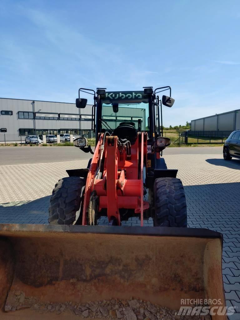 Kubota R 082 Pale gommate