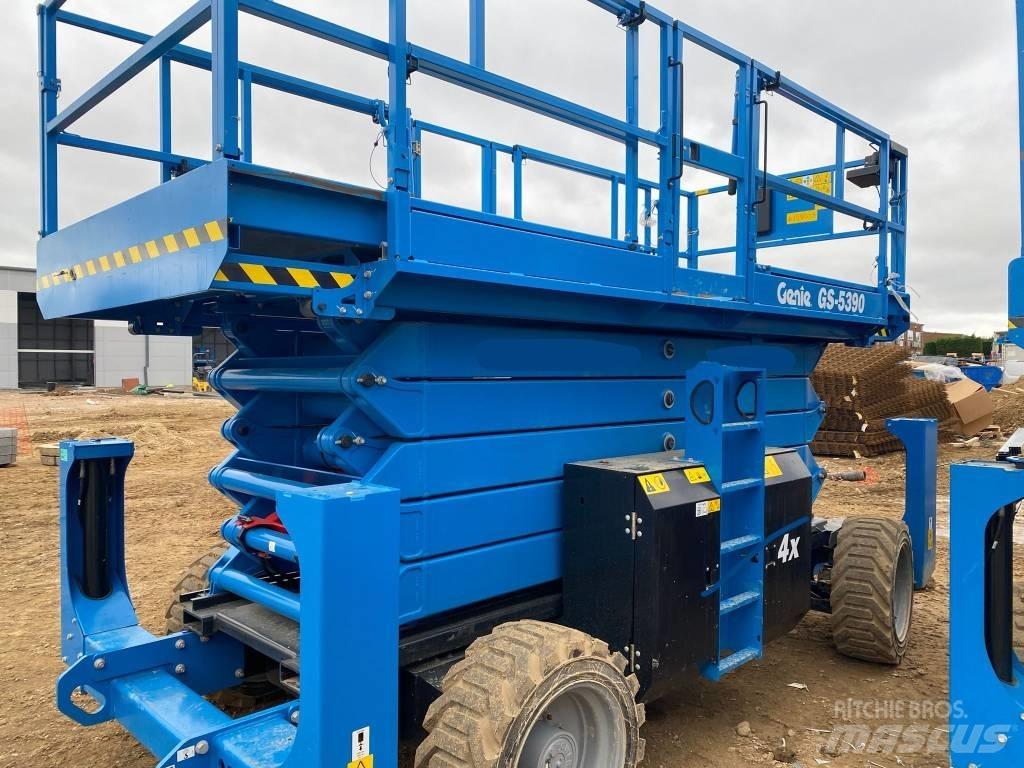 Genie GS 4390 RT Piattaforme a pantografo