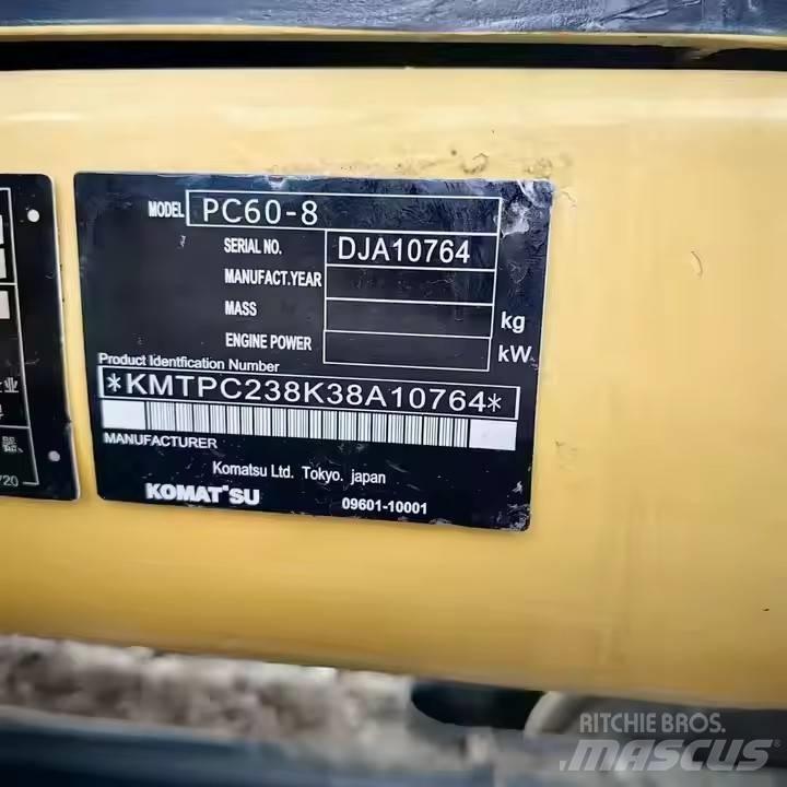 Komatsu PC60 Escavatori cingolati