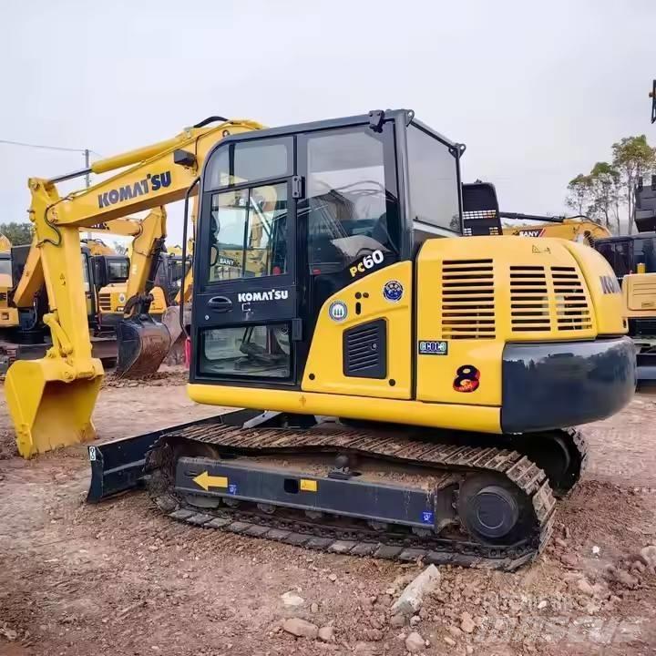 Komatsu PC60 Escavatori cingolati