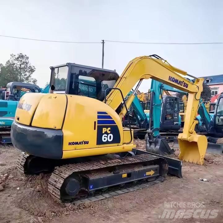 Komatsu PC60 Escavatori cingolati