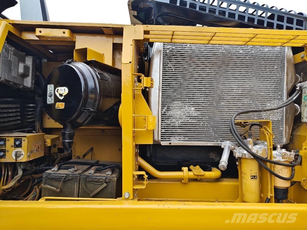 CAT 330 D2L Escavatori cingolati
