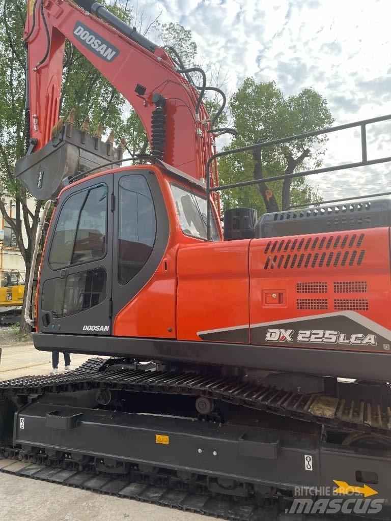 Doosan DX 225 Escavatori medi 7t - 12t