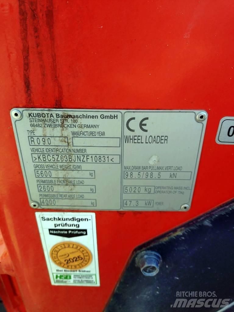 Kubota R 090 Pale gommate