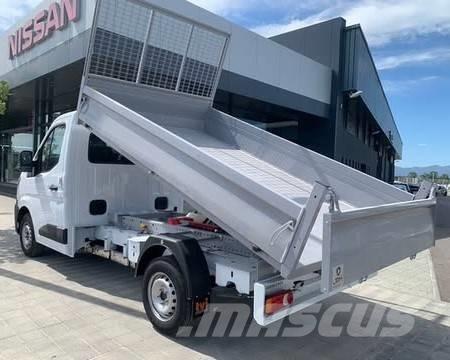 Nissan 3500 Camion ribaltabili