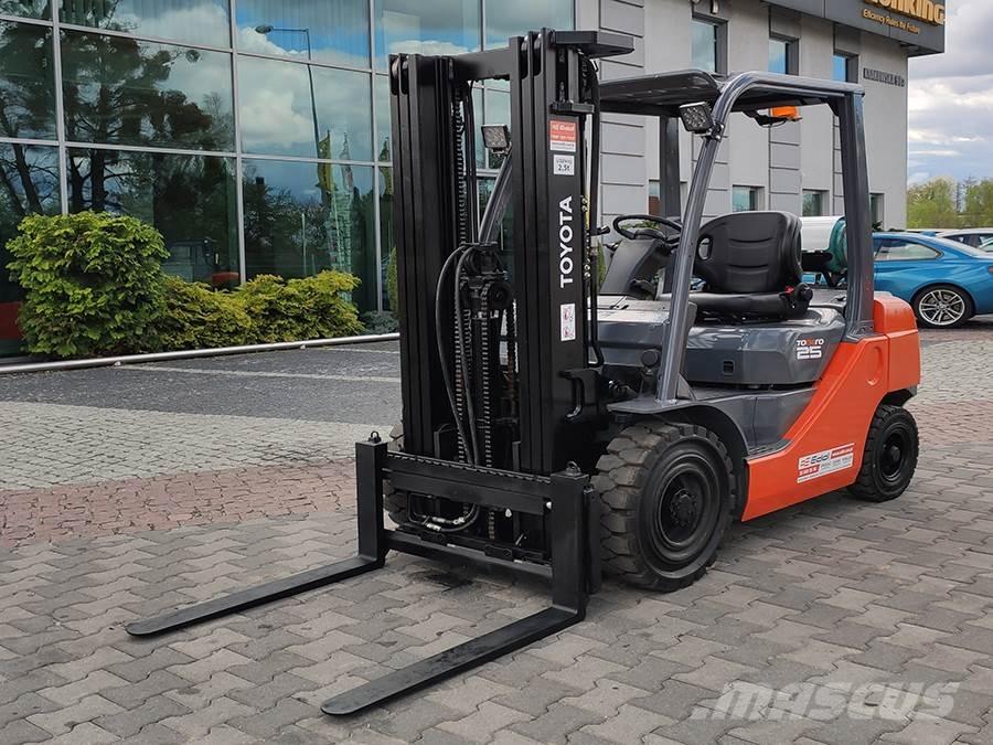 Toyota 02-8FGF25 Carrelli elevatori GPL