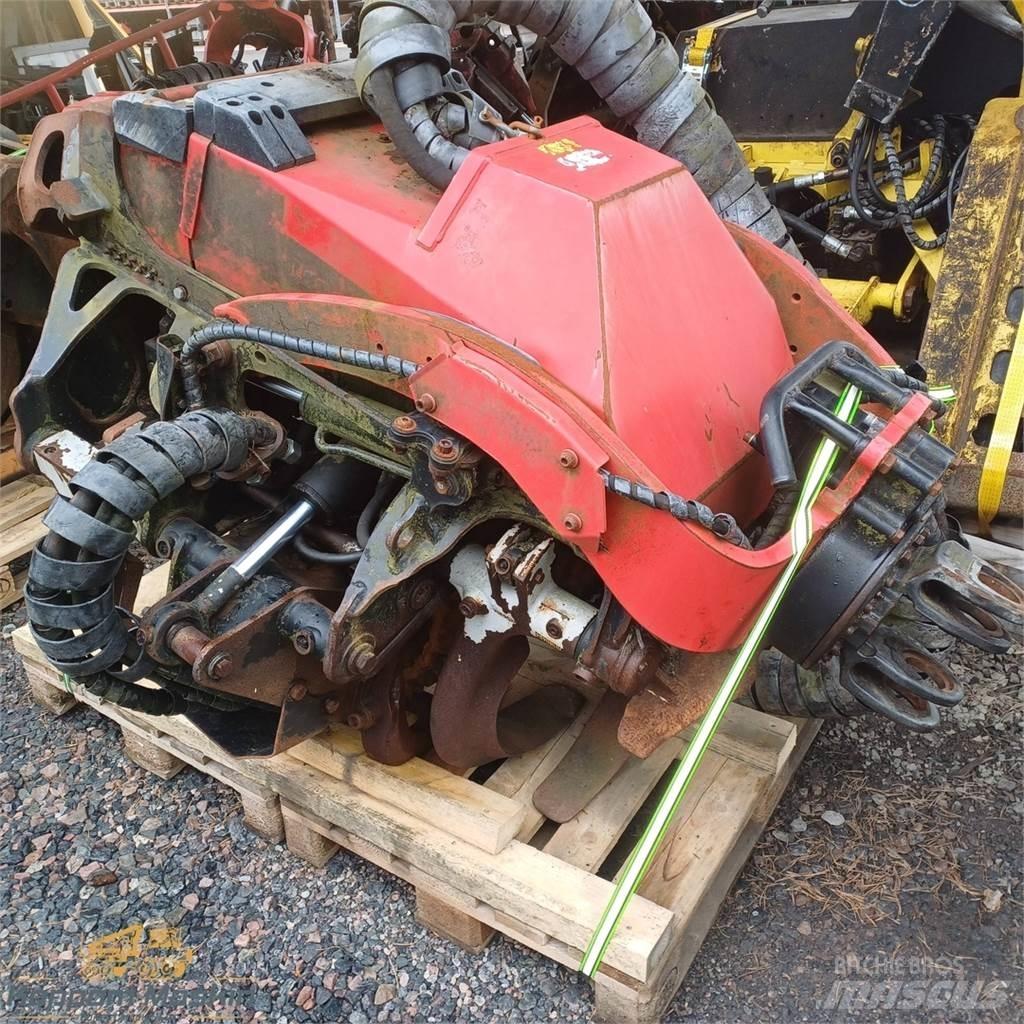Komatsu C144 Decespugliatrici e trinciatrici idrauliche