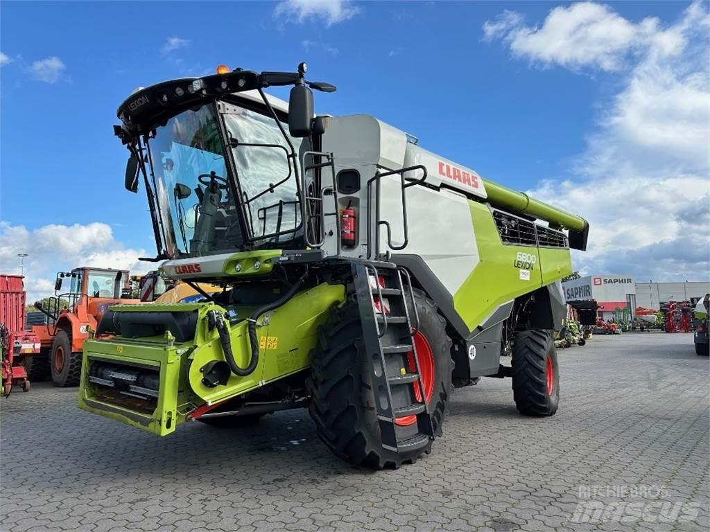 CLAAS Lexion 6800 Mietitrebbiatrici