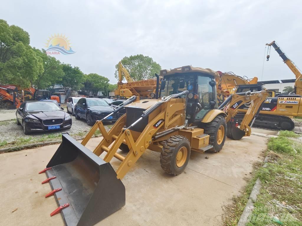 CAT 420F Terne