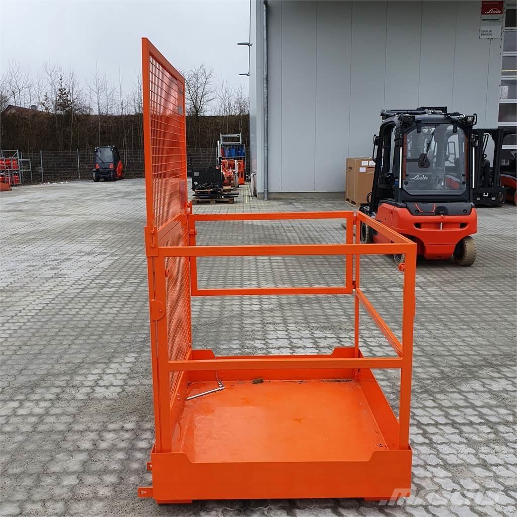 Eichinger 107.3 Piattaforme aeree su rimorchio