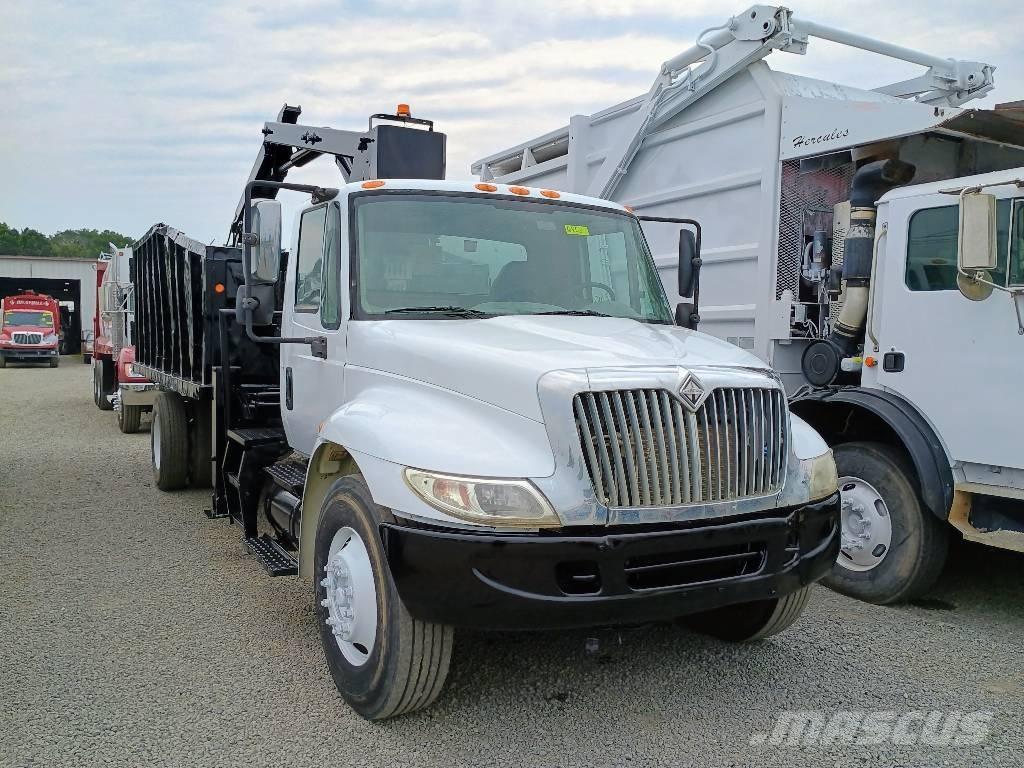 International 4300 Pinze