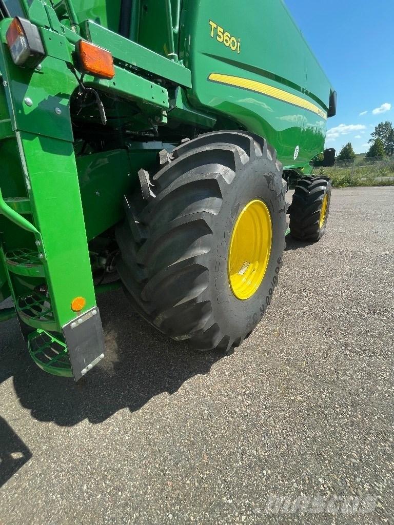 John Deere T 560 i Mietitrebbiatrici