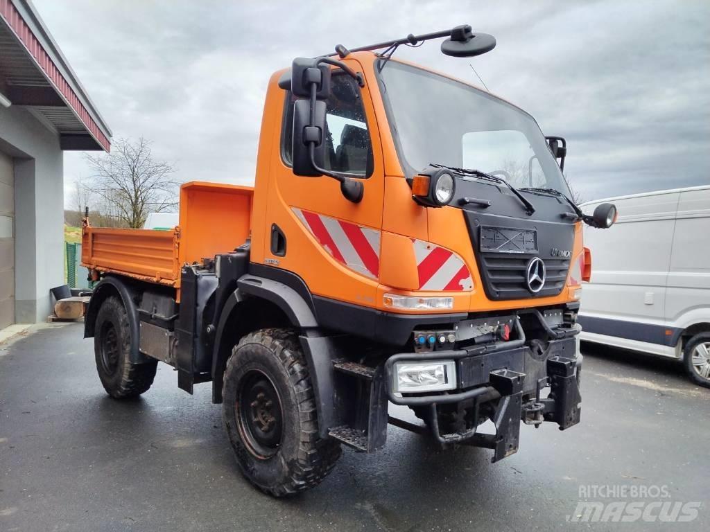 Mercedes-Benz U20 Utility porta attrezzi