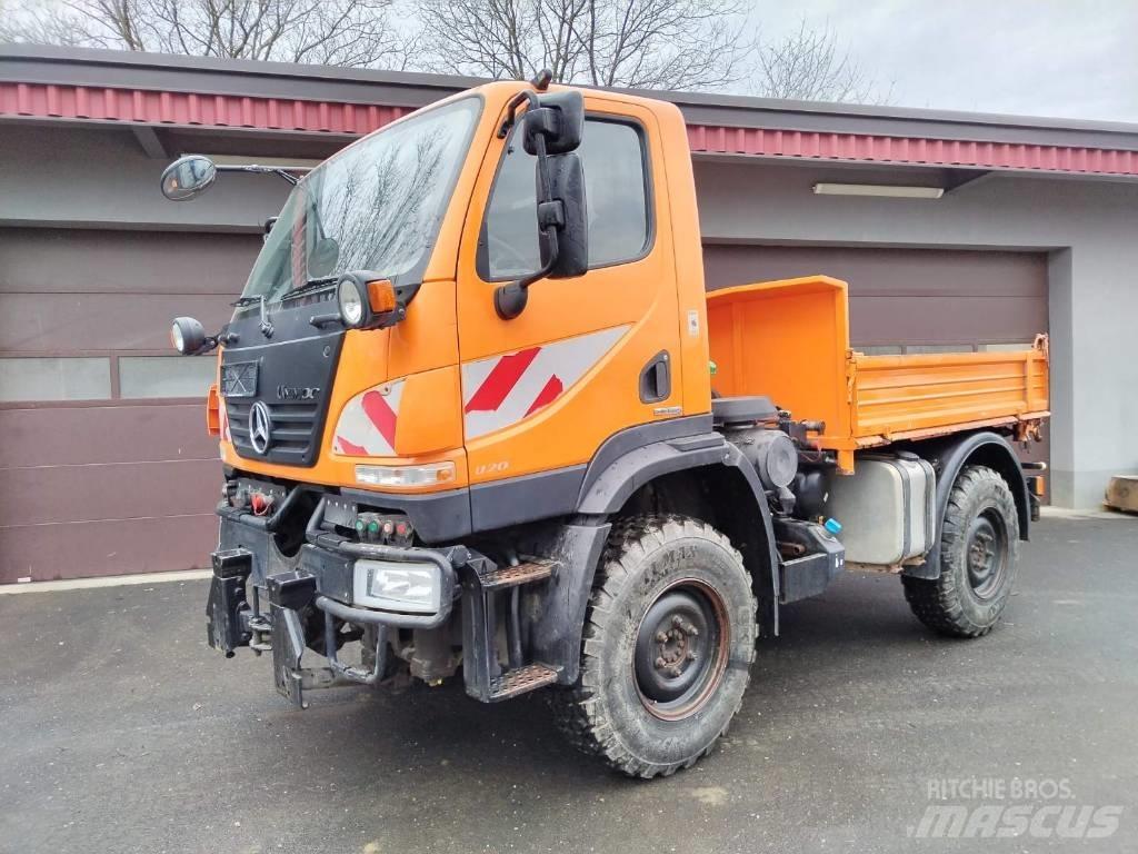 Mercedes-Benz U20 Utility porta attrezzi