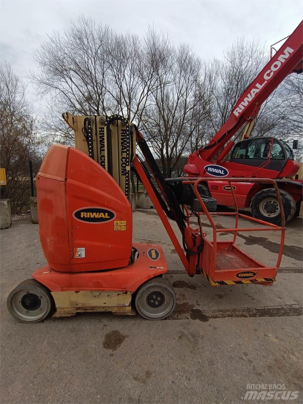 JLG T10E Piattaforme cingolate, Piattaforme a ragno e Montacarichi