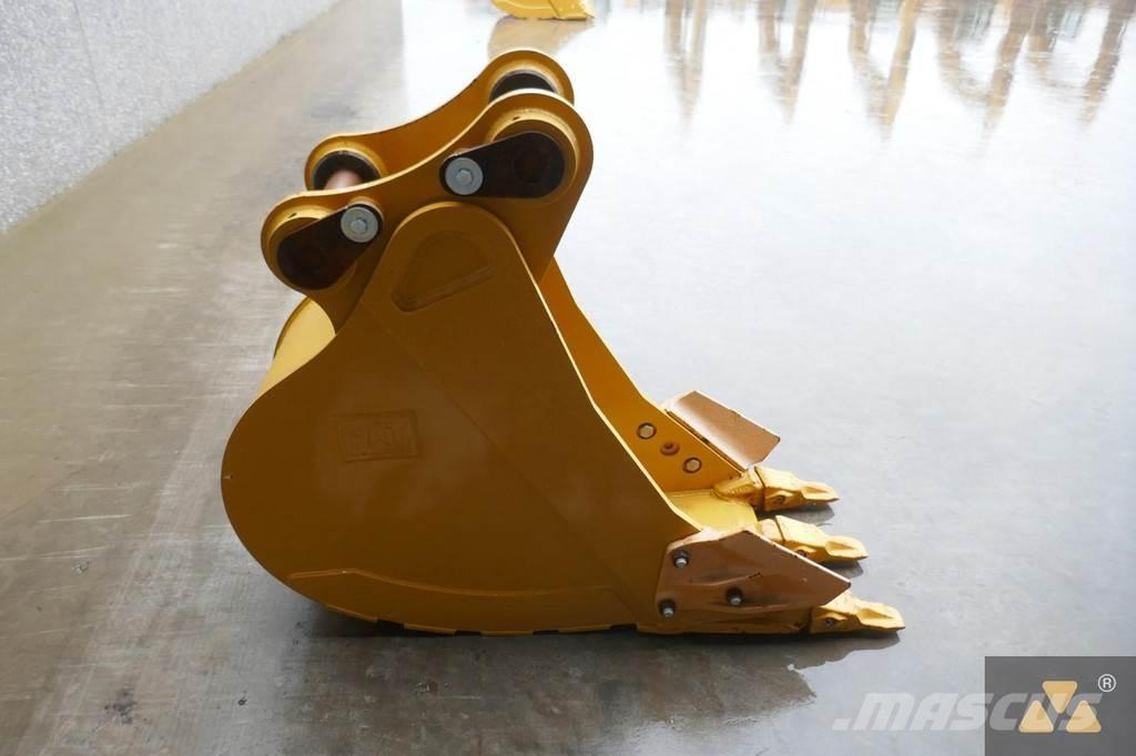 CAT 320 Bucket Benne