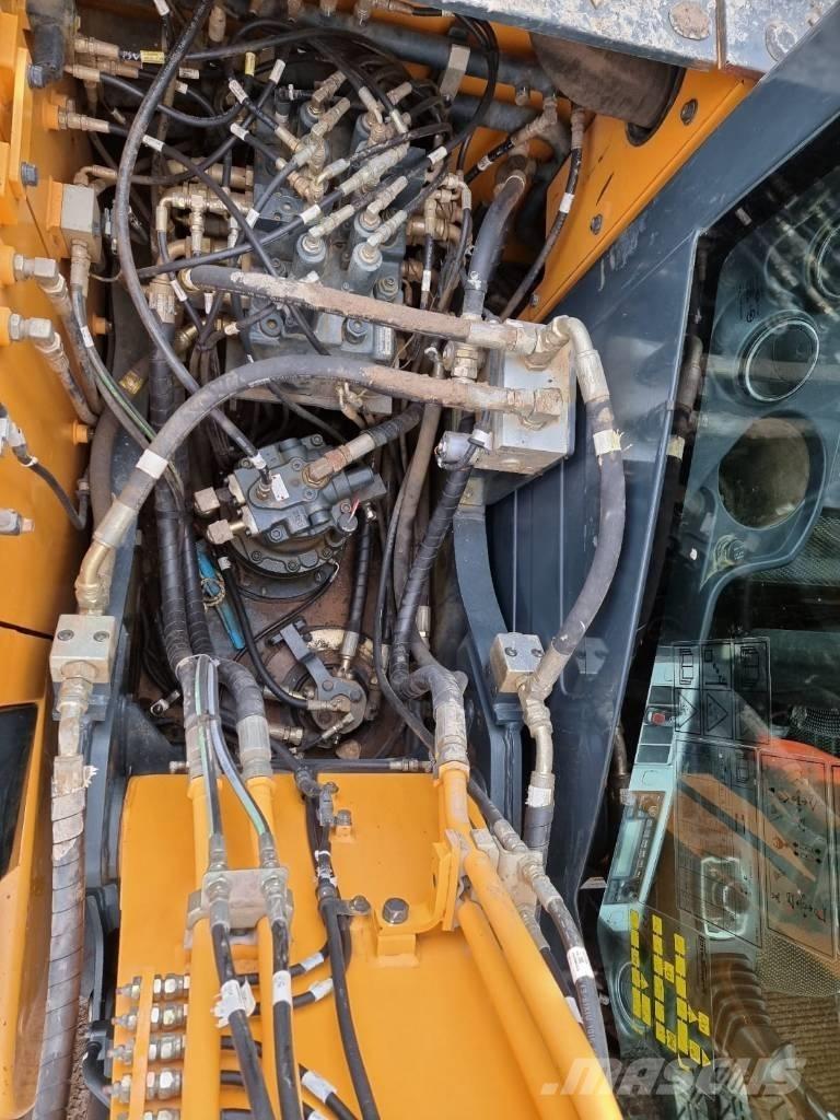 Hyundai HX 140 L Escavatori cingolati