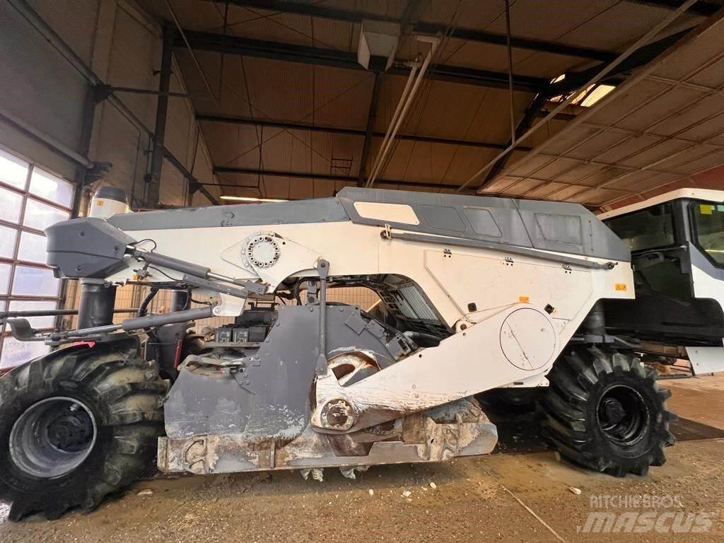 Wirtgen WR240i Altri