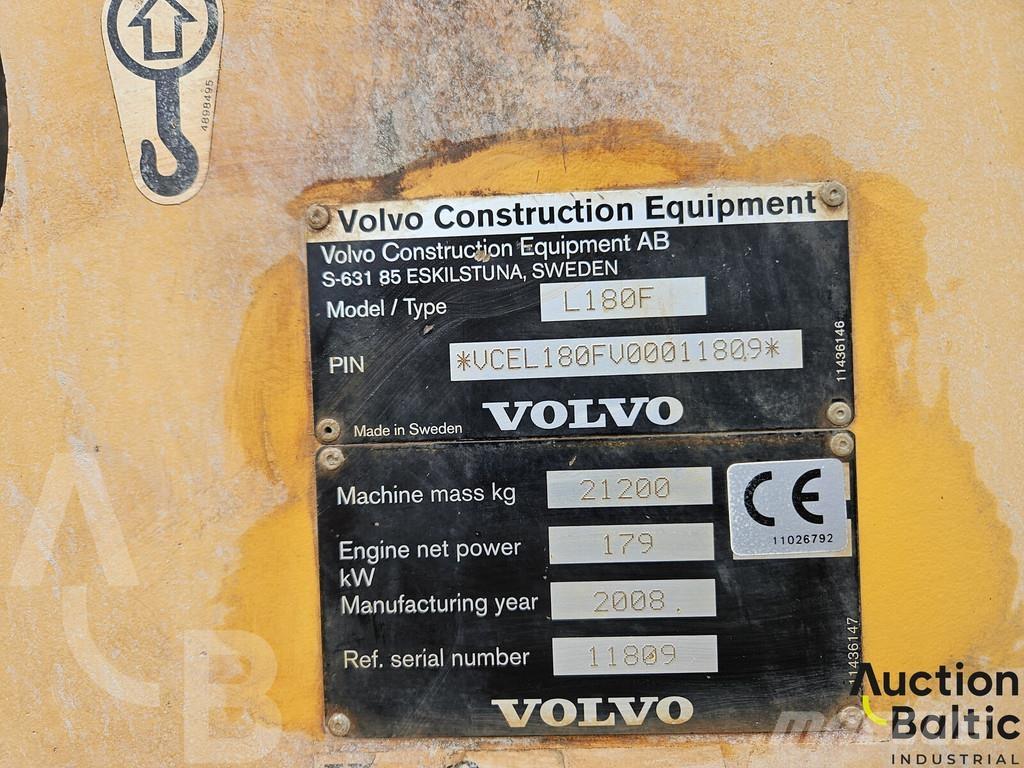 Volvo L 180 F Pale gommate
