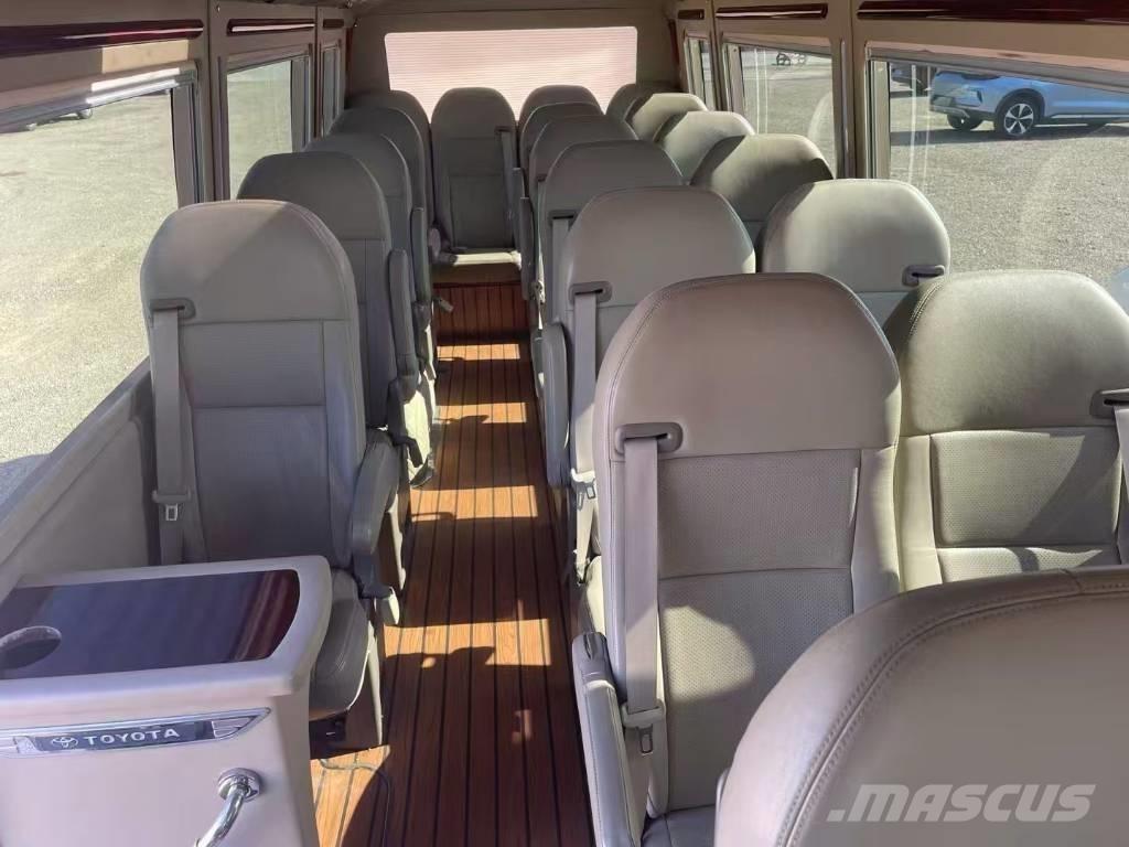 Toyota Coaster Autobus interurbani