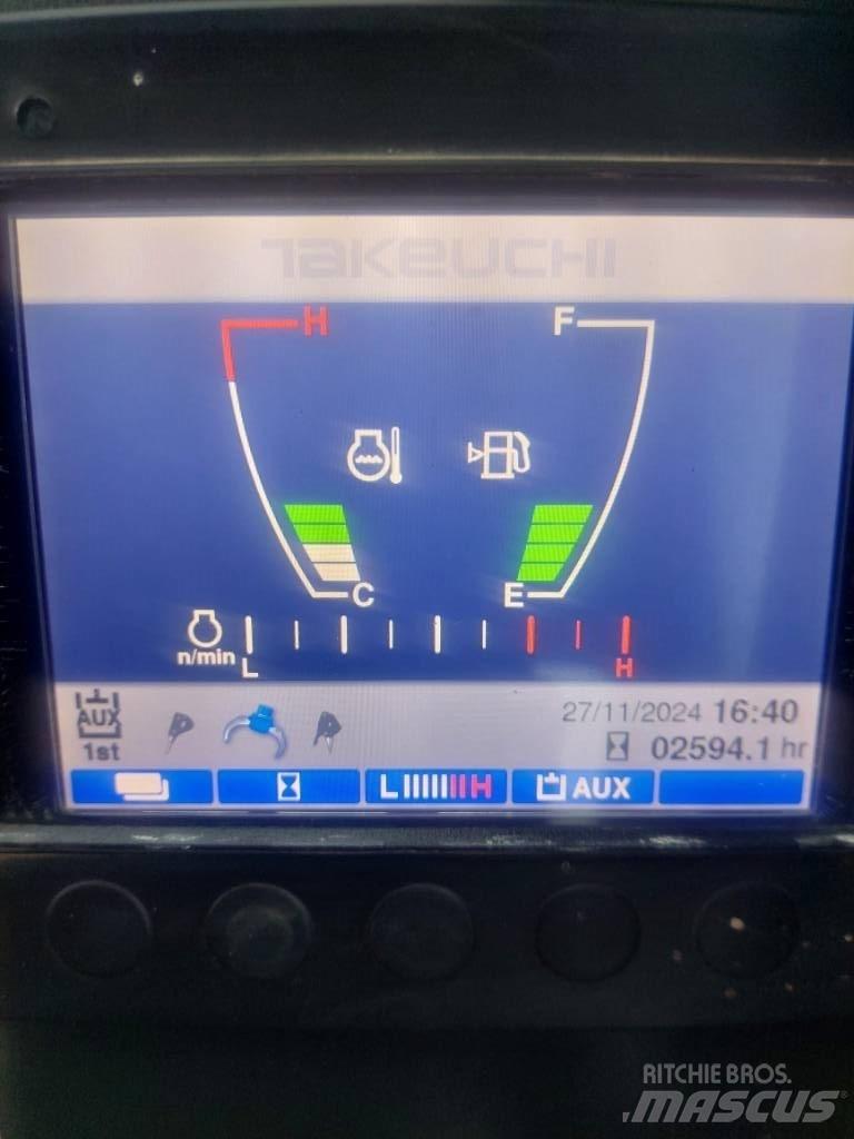 Takeuchi TB 230 Miniescavatori