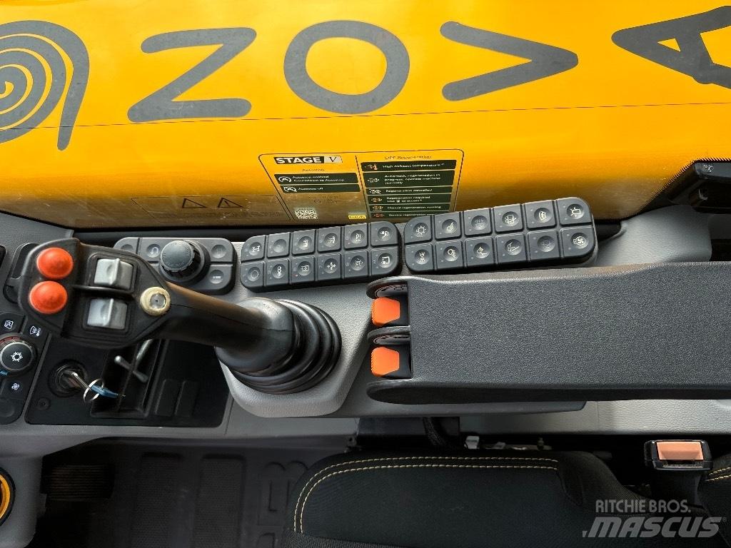 JCB 560-80 AGRI XTRA Sollevatori telescopici