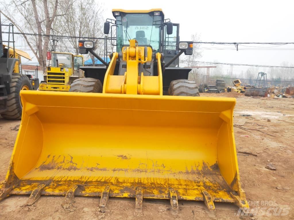 SDLG LG 956 L Pale gommate