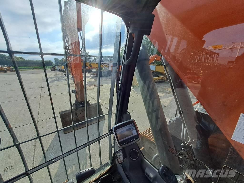 Doosan DX235LCR-5 Escavatori cingolati