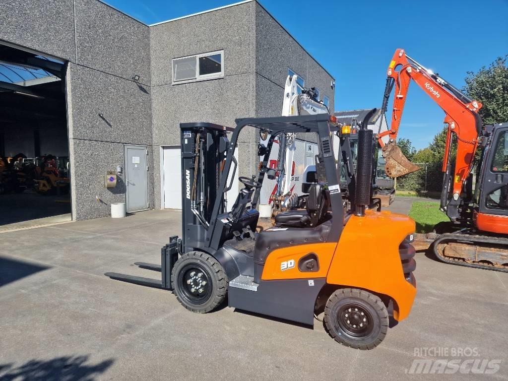 Doosan d30nxp Carrelli elevatori diesel