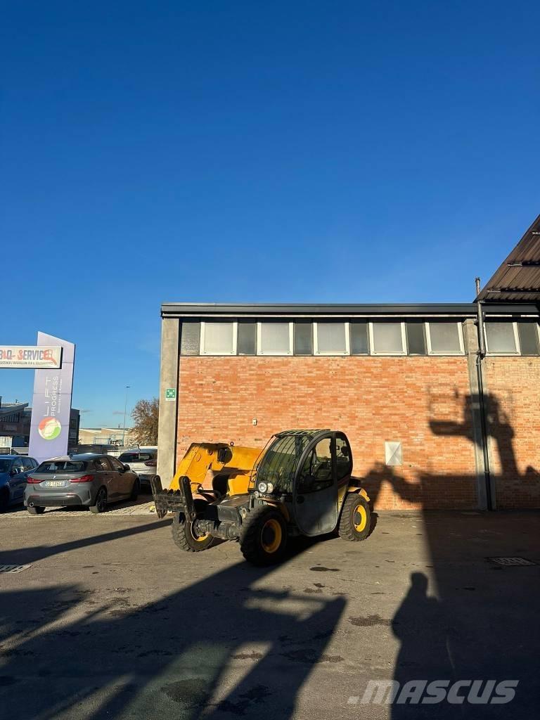 Dieci Apollo 25.6 Sollevatori telescopici