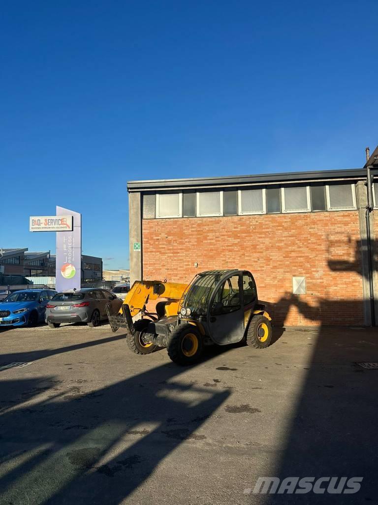 Dieci Apollo 25.6 Sollevatori telescopici