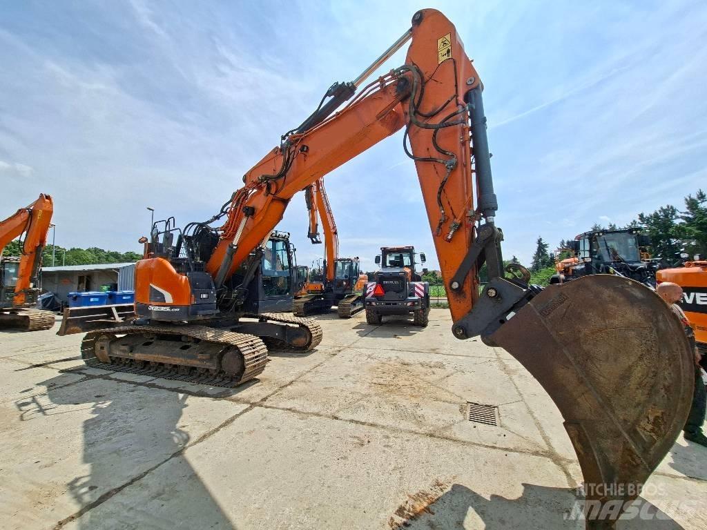 Doosan DX 235 LCR-5 Escavatori cingolati