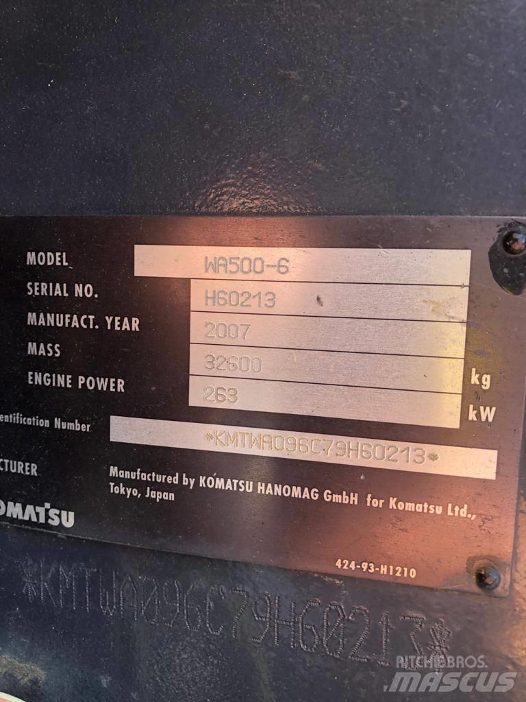 Komatsu WA500-6 Pale gommate