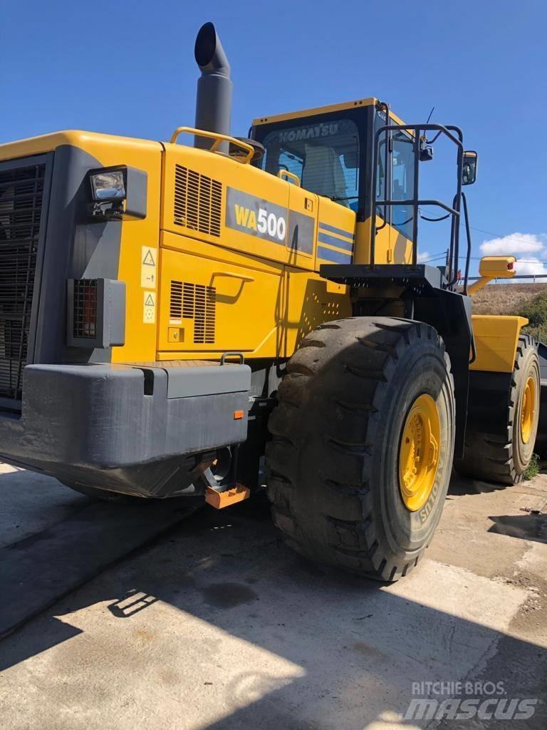 Komatsu WA500-6 Pale gommate