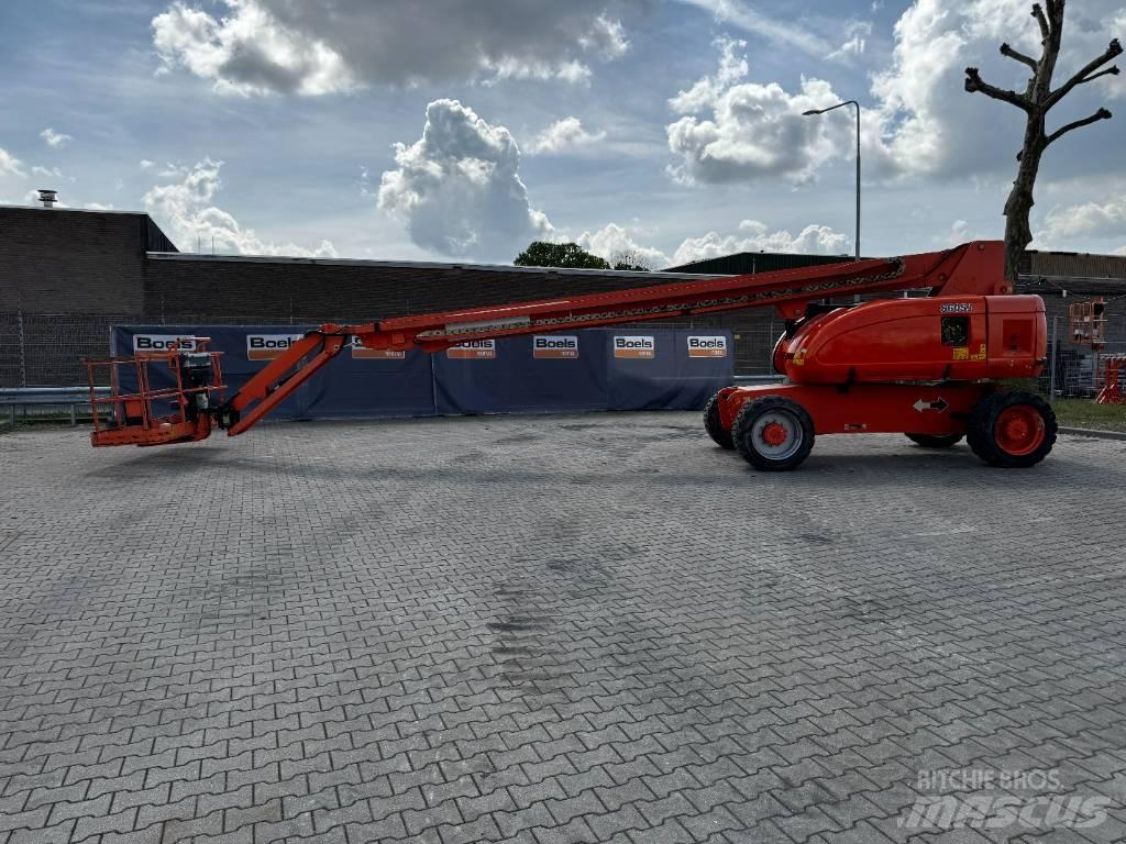 JLG 860SJ Piattaforme a braccio telescopico