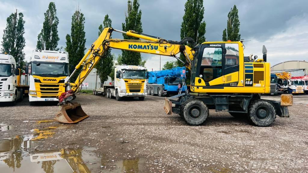 Komatsu PW 158 Escavatori gommati