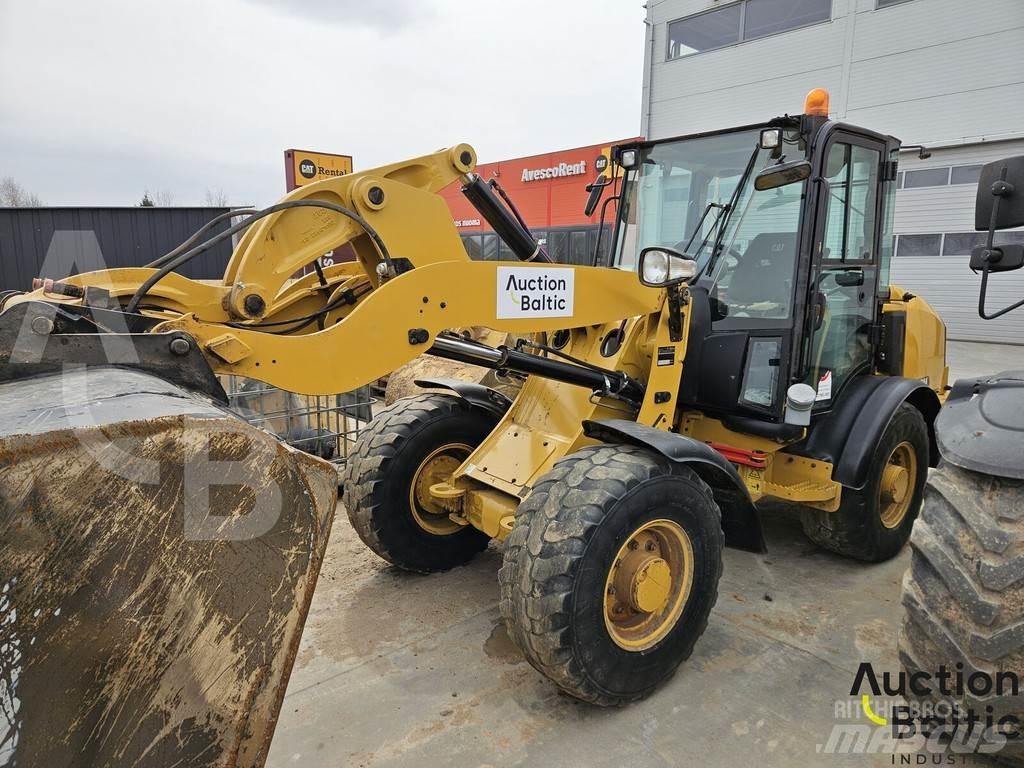 CAT 906 M Pale gommate