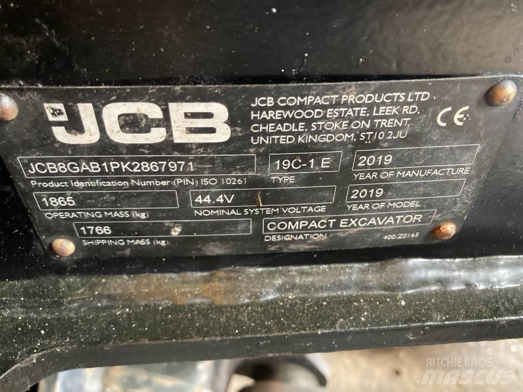 JCB 19 C-IE Miniescavatori