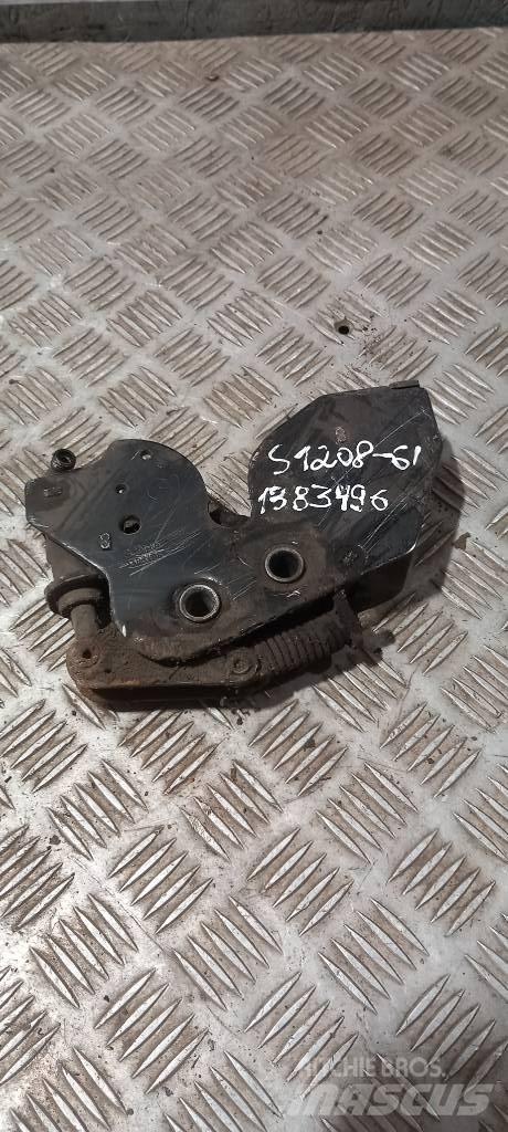 Scania 94 D.   1383496 Cabine e interni